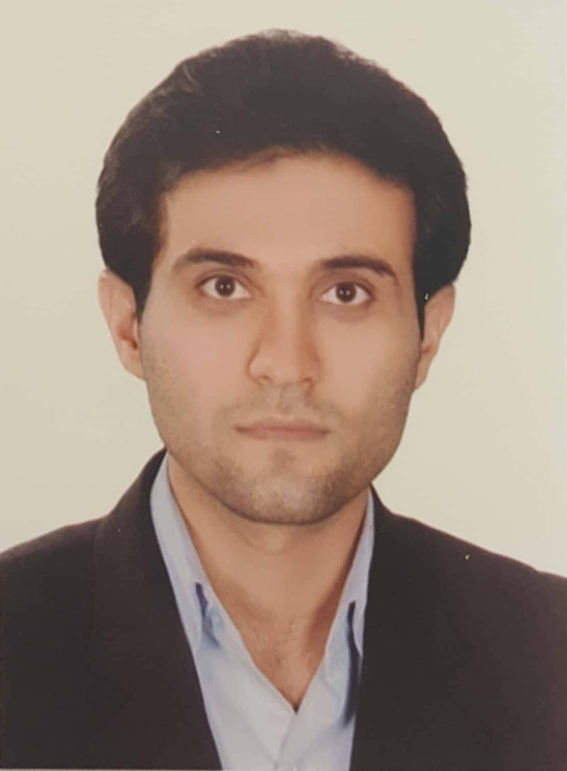دکتر خسرو کشاورز